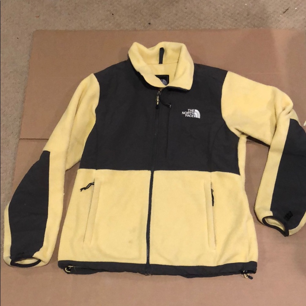 NorthFace Denali Jacket Pale Yellow & Grey Women’s